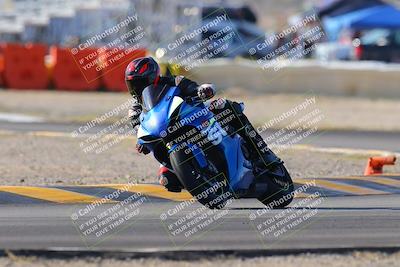 media/Dec-18-2022-SoCal Trackdays (Sun) [[8099a50955]]/Turn 2 (950am)/